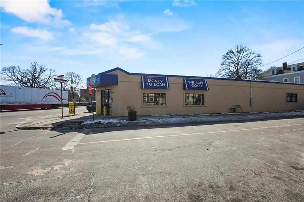 29 Elmwood Avenue Providence RI 02907