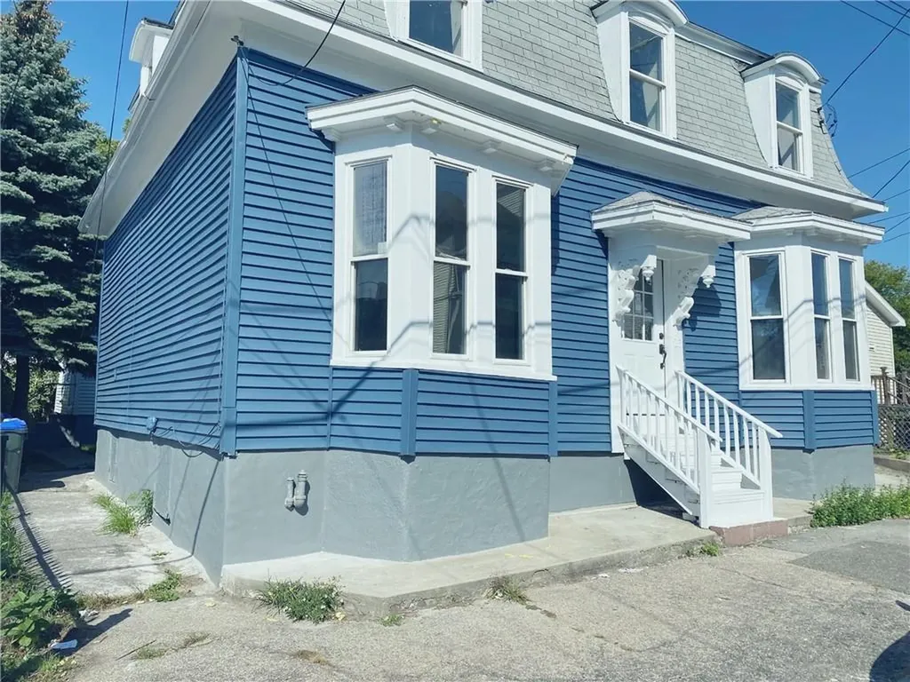 25 Seabury Street Providence RI 02907