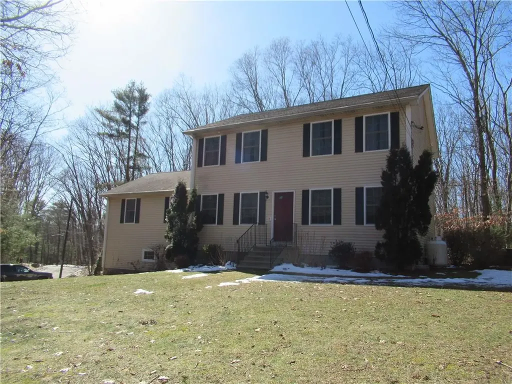 416 Log Road Smithfield RI 02917