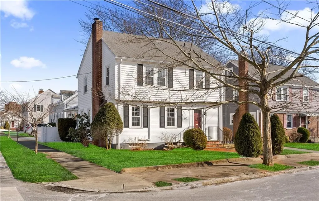 345 Sharon Street Providence RI 02908