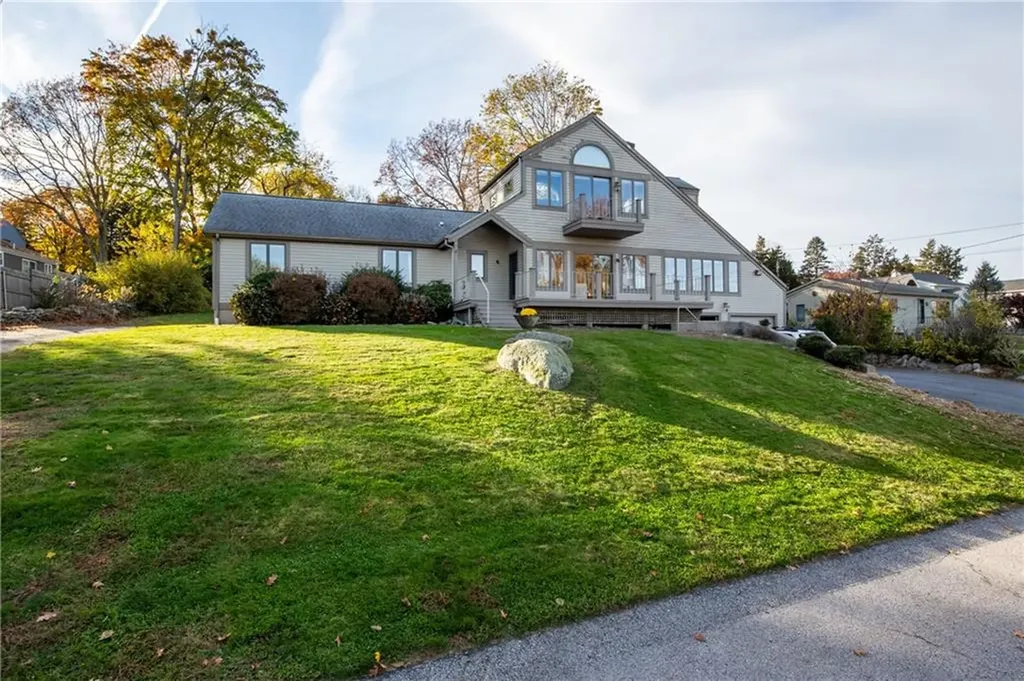 58 Overhill Road Warren RI 02885