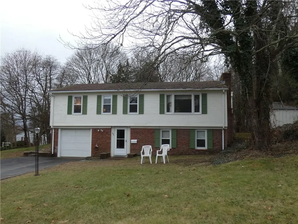 230 Douglas Road Warwick RI 02886
