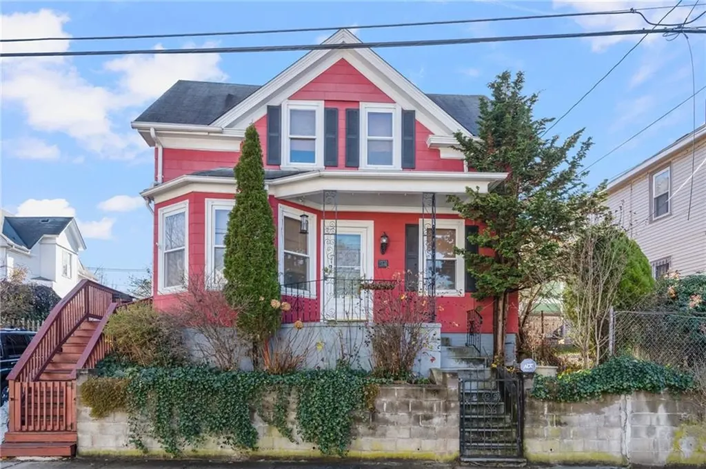 34 Sassafras Street Providence RI 02907