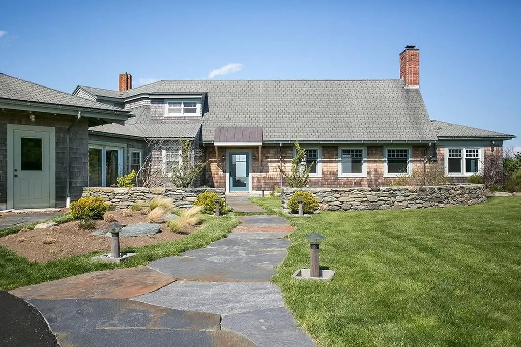 310 Indian Avenue Middletown RI 02842