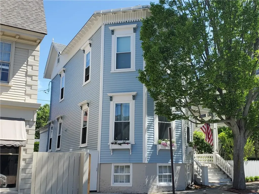 38 Franklin Street Newport RI 02840