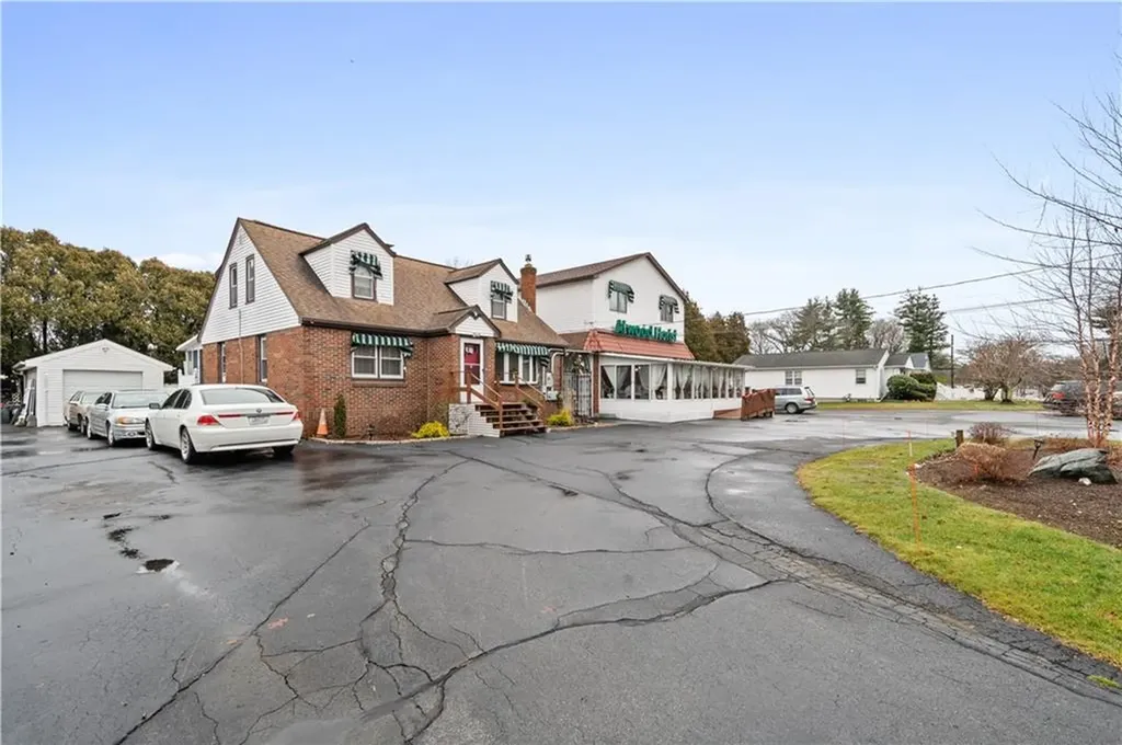 1041 Atwood Avenue Johnston RI 02919