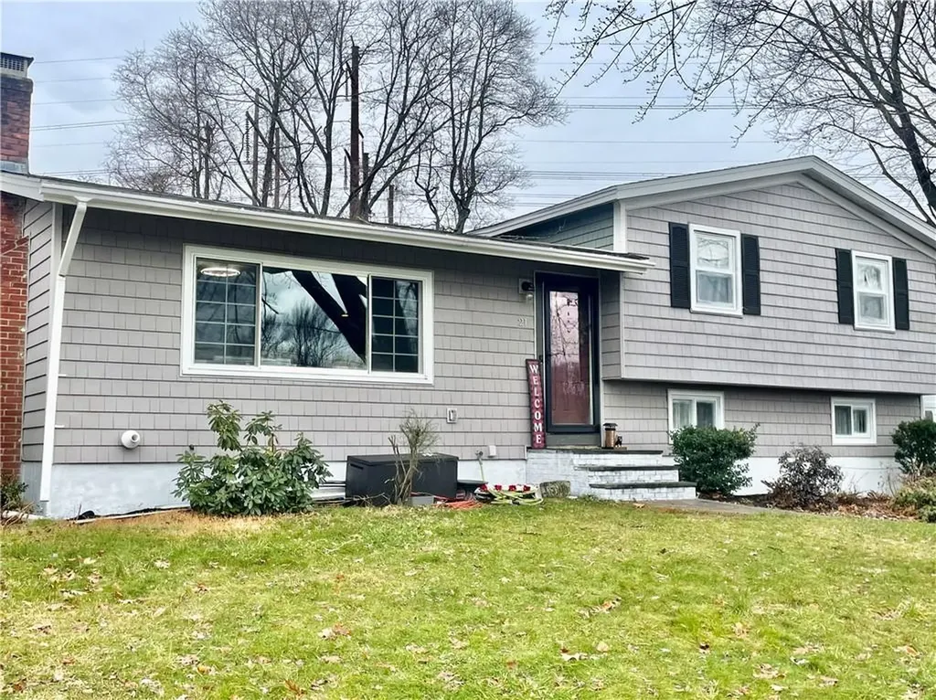 21 Baldwin Road Warwick RI 02886
