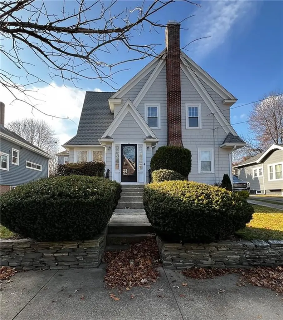 56 Modena Avenue Providence RI 02908