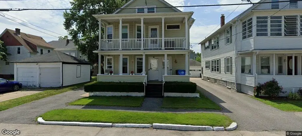 16 18 Ingleside Avenue Cranston RI 02905