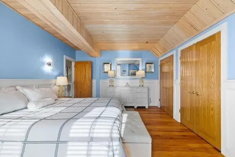 125 Corys Lane Portsmouth RI 02871