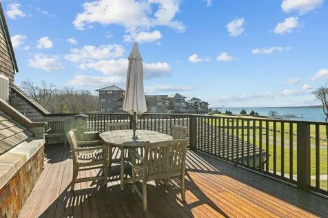 125 Corys Lane Portsmouth RI 02871