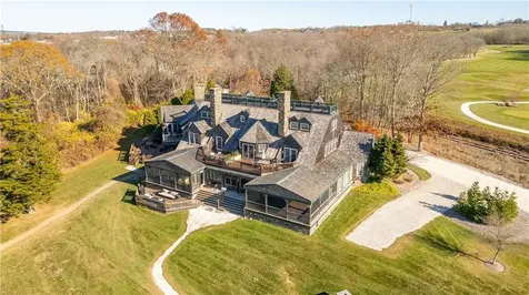 125 Corys Lane Portsmouth RI 02871