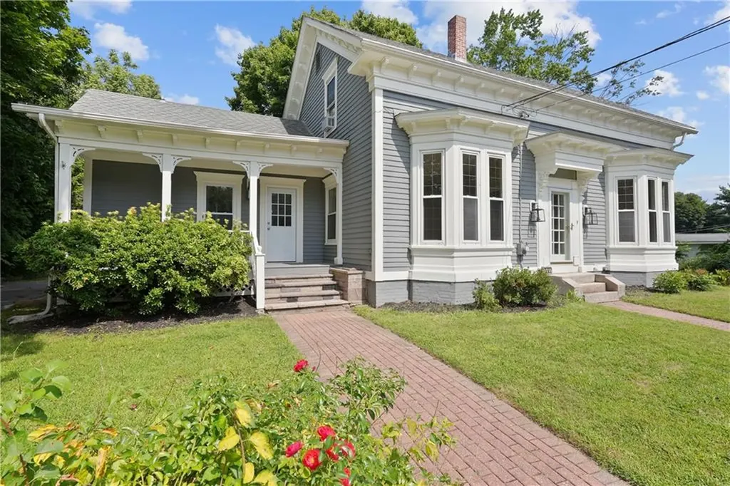561 Putnam Pike Smithfield RI 02828