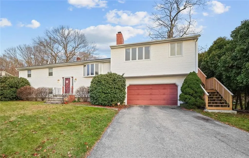 68 Hathaway Drive West Warwick RI 02893