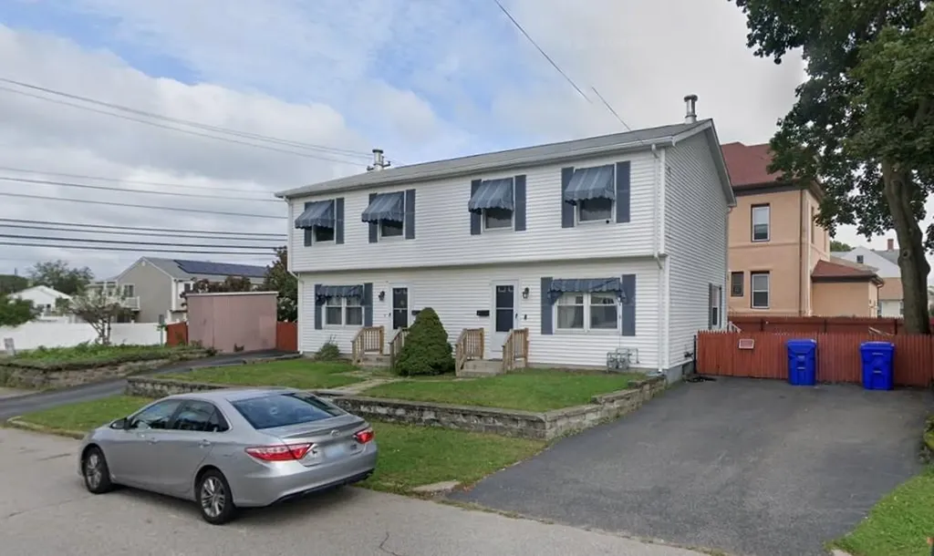 6 Hyde Avenue Pawtucket RI 02861