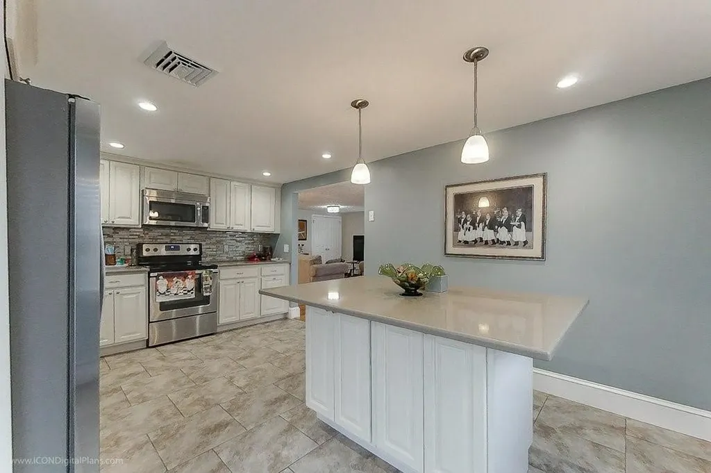 7 Wilbur Avenue Newport RI 02840