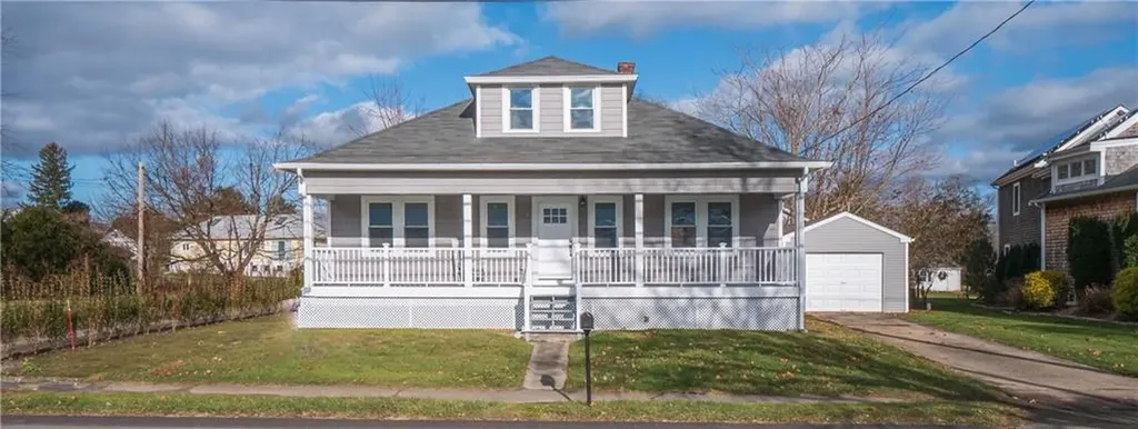 592 Green End Avenue Middletown RI 02842