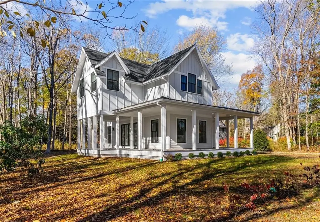 1748 South Road South Kingstown RI 02881