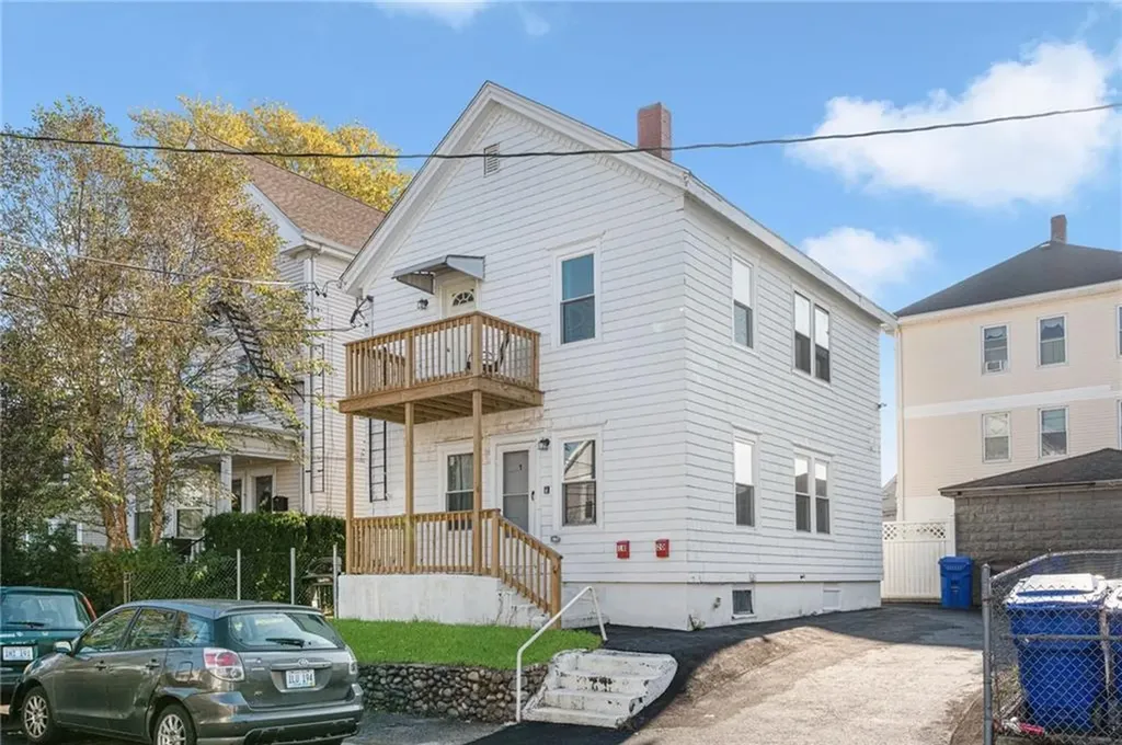 18 Marion Terrace Pawtucket RI 02860