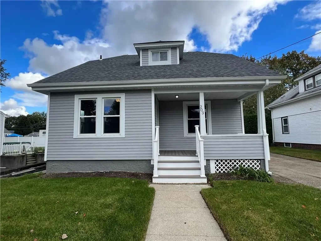 203 River Road Lincoln RI 02865