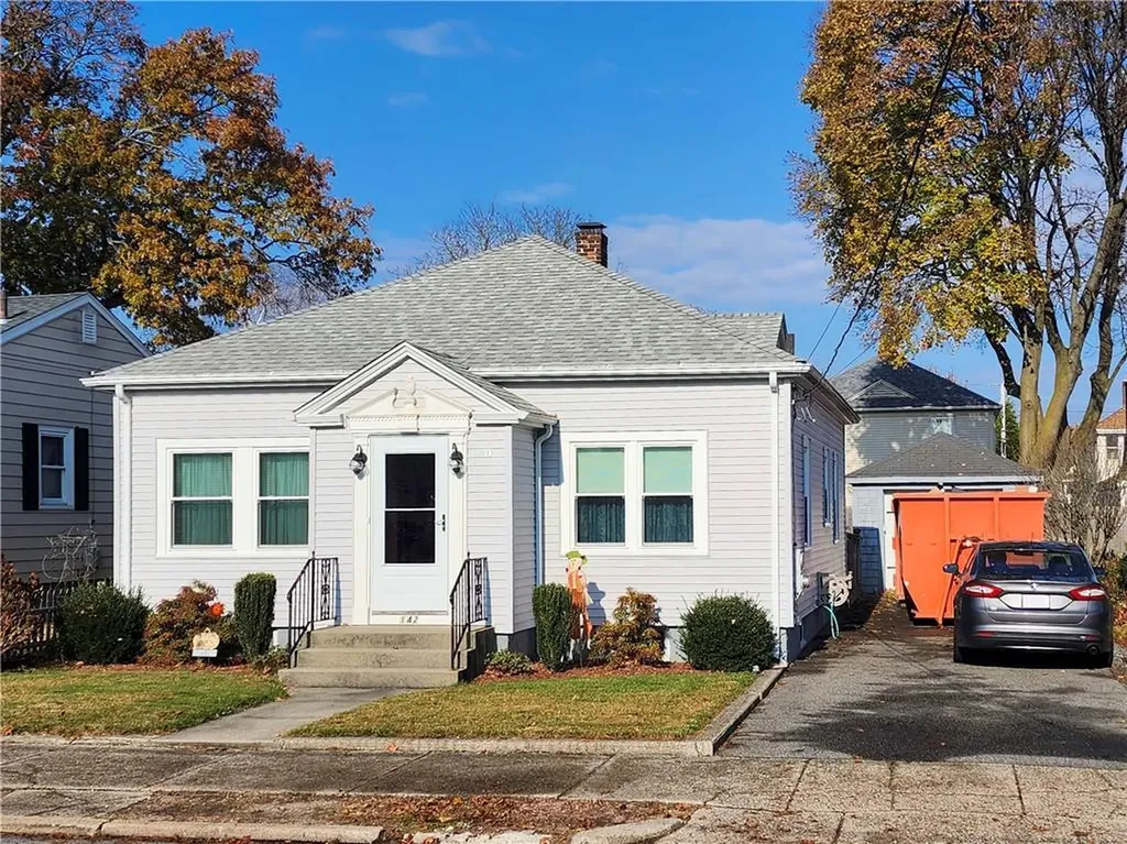 142 Sweet Avenue Pawtucket RI 02861