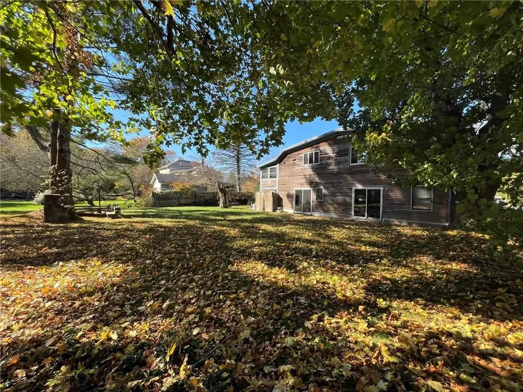 18 Railroad Avenue South Kingstown RI 02892