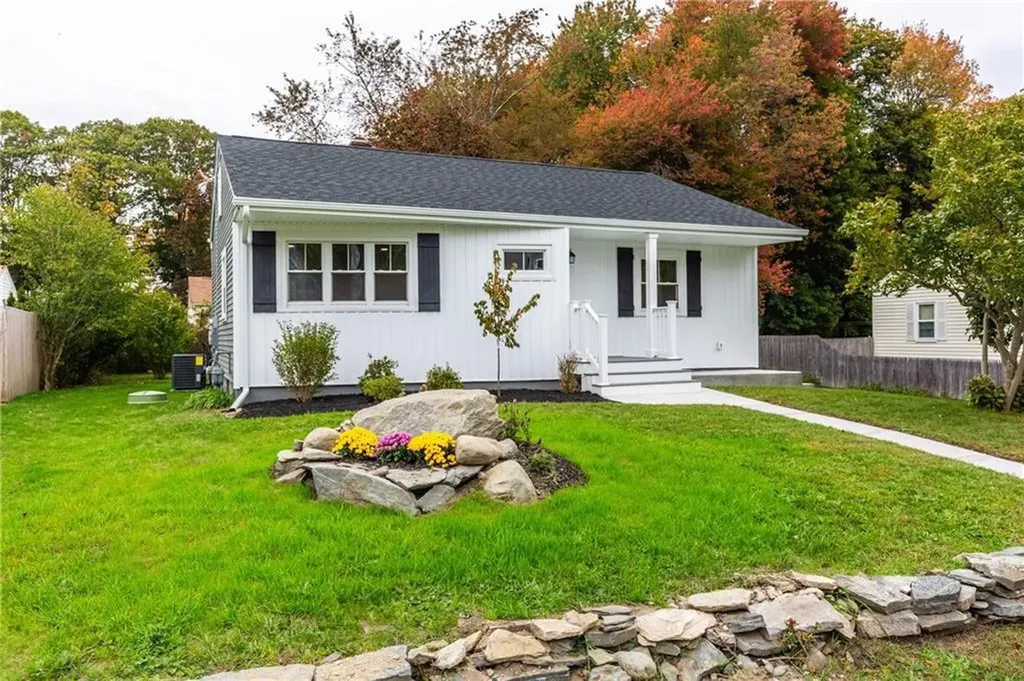135 Lewiston Street Warwick RI 02889