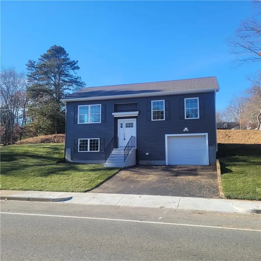 229 Hopkins Hill Road Coventry RI 02816