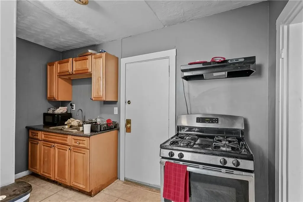 35 Greene Street Woonsocket RI 02895