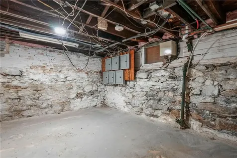 35 Greene Street Woonsocket RI 02895
