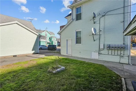 35 Greene Street Woonsocket RI 02895