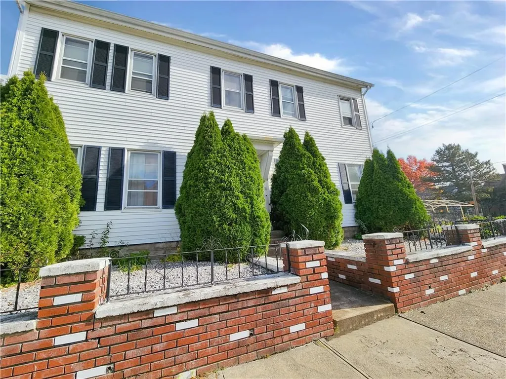 71 Knowles Street Pawtucket RI 02860