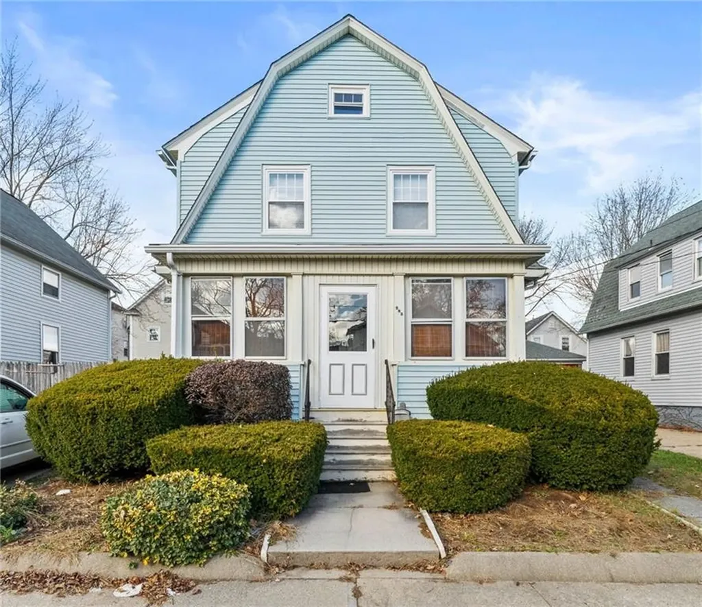 263 Narragansett Street Cranston RI 02905