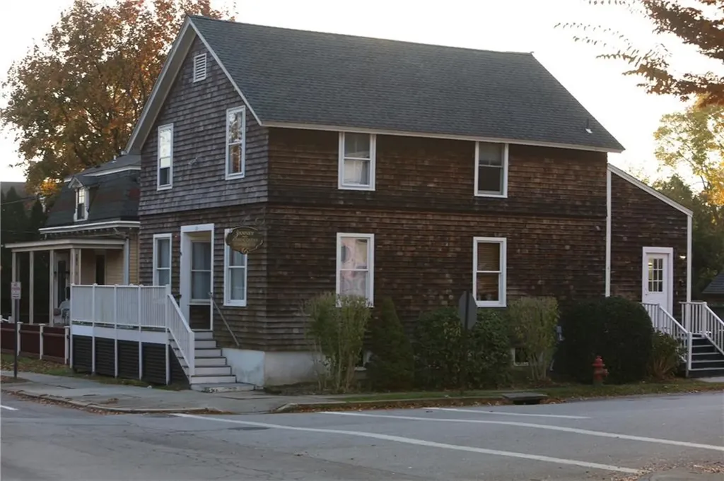 65 Narragansett Avenue Jamestown RI 02835