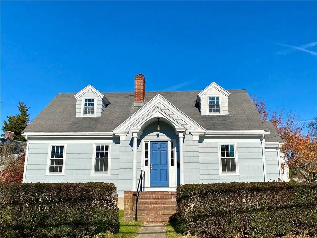 52 Bliss Road Newport RI 02840