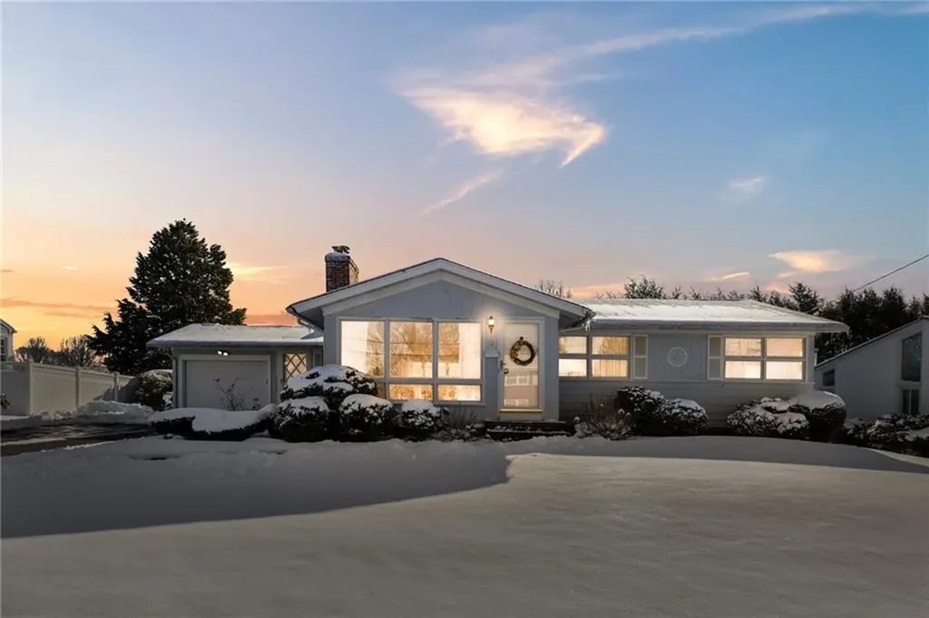 72 Longview Drive Cranston RI 02920