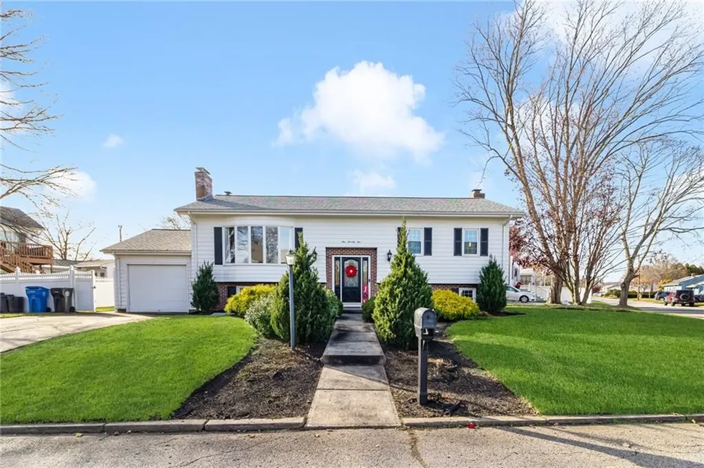 175 Vallette Street Cranston RI 02920