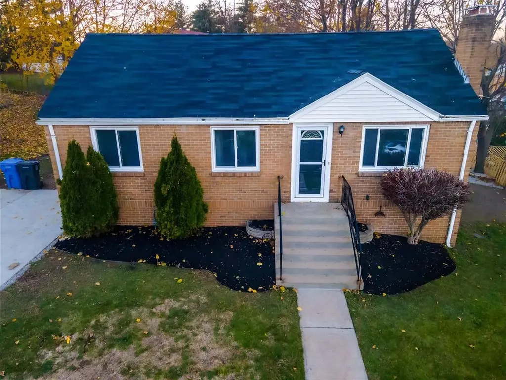 37 Tremont Street Cranston RI 02920