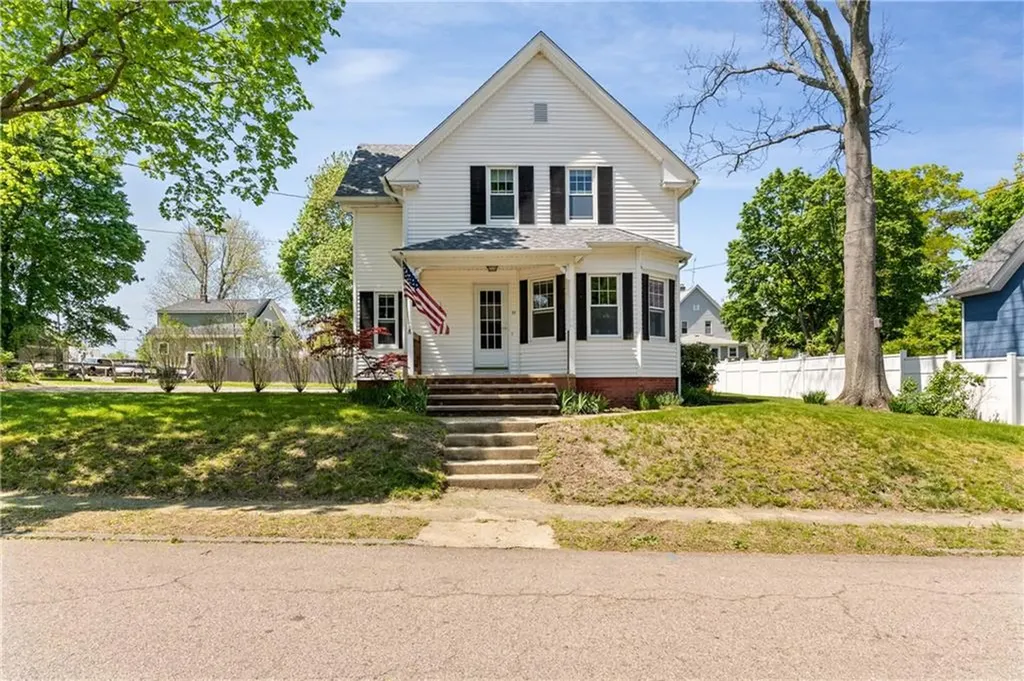 77 Washington Street Warwick RI 02888