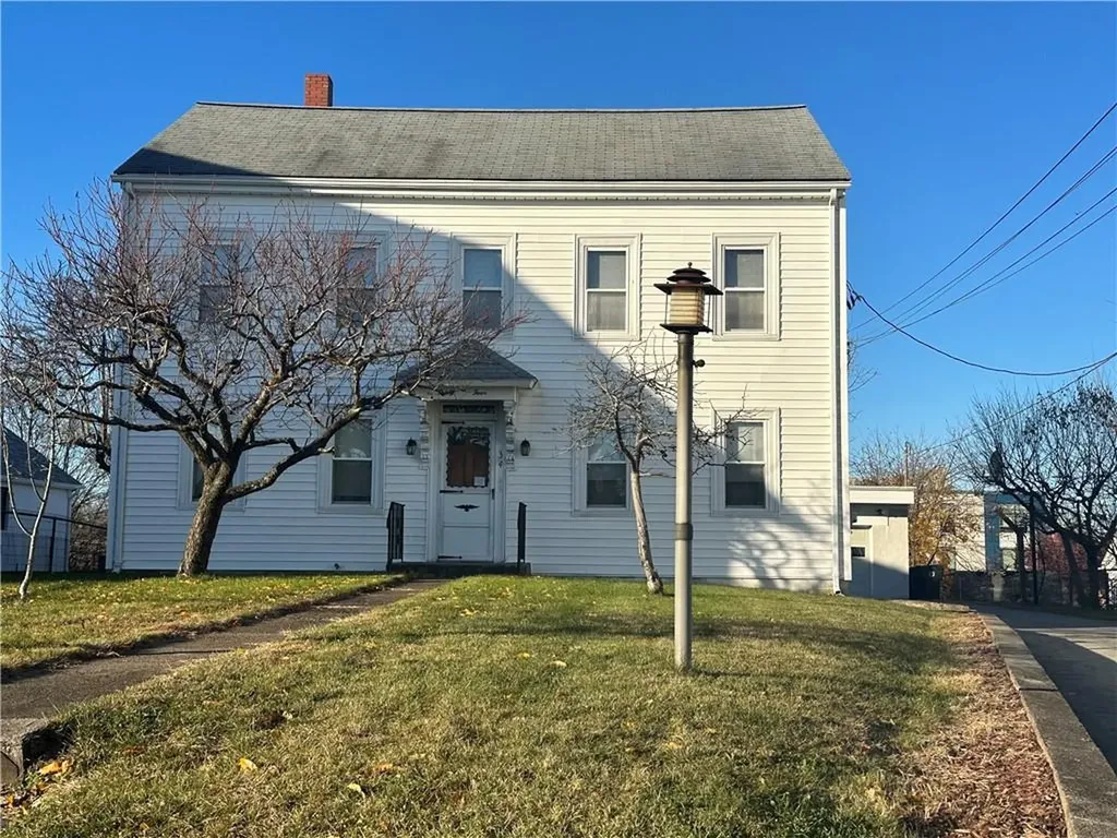 34 High Street Cumberland RI 02864