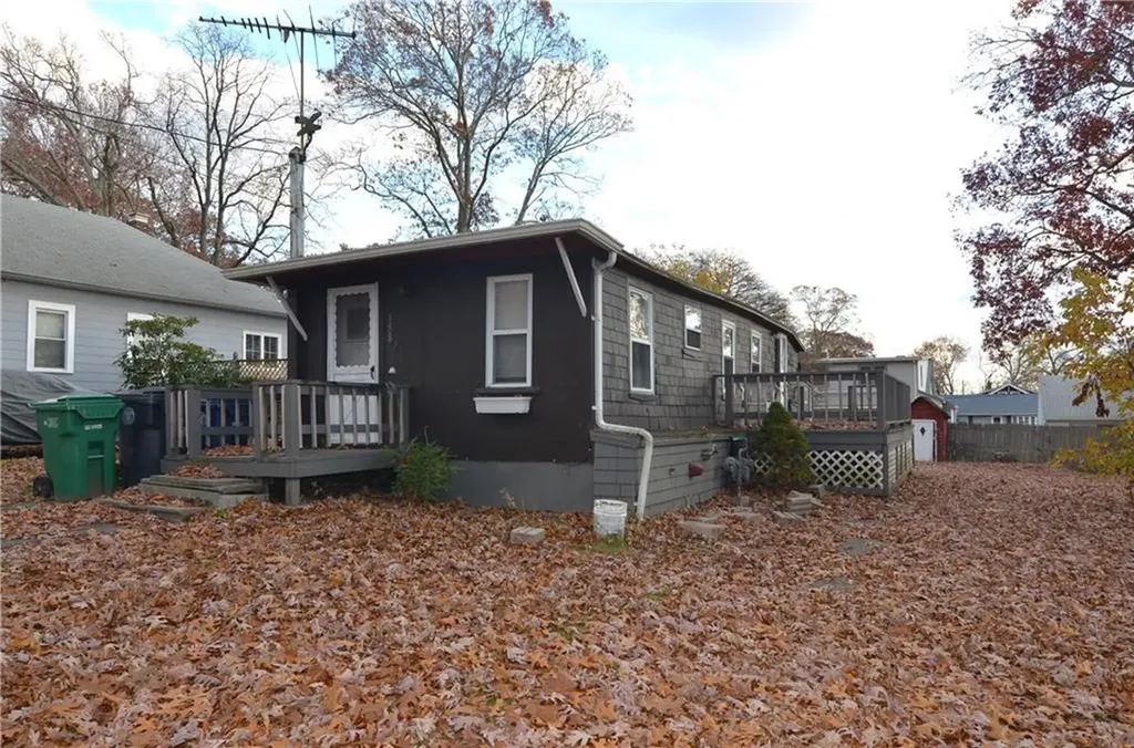 188 Wood Street Warwick RI 02889
