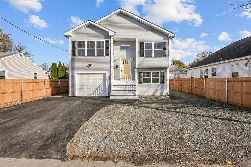 35 Rosella Avenue Pawtucket RI 02861