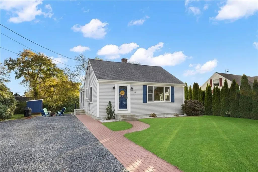 44 Orchard View Road Portsmouth RI 02871