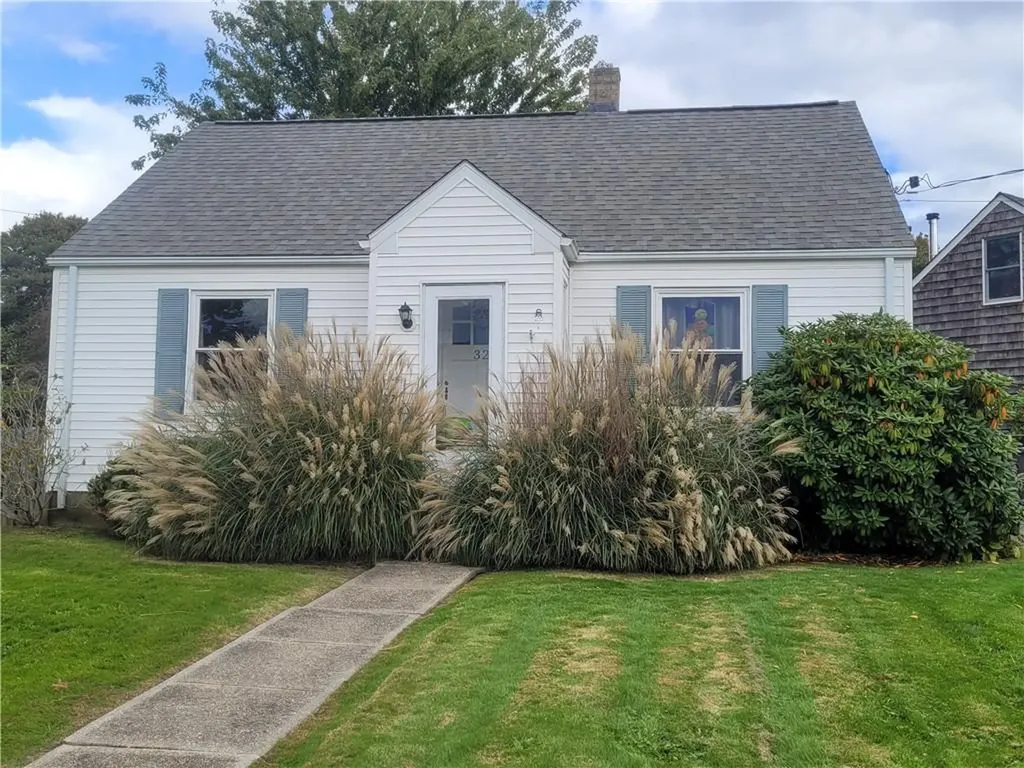 32 King Road Middletown RI 02842