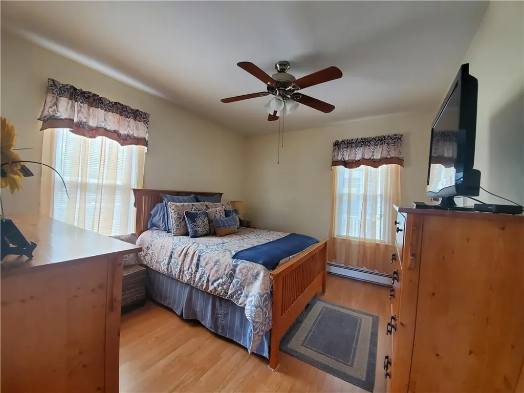 103 Hamlet Avenue Woonsocket RI 02895