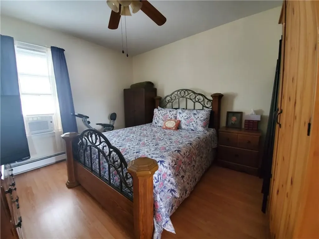 103 Hamlet Avenue Woonsocket RI 02895