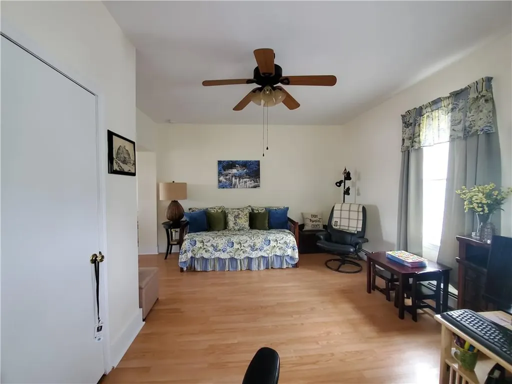 103 Hamlet Avenue Woonsocket RI 02895