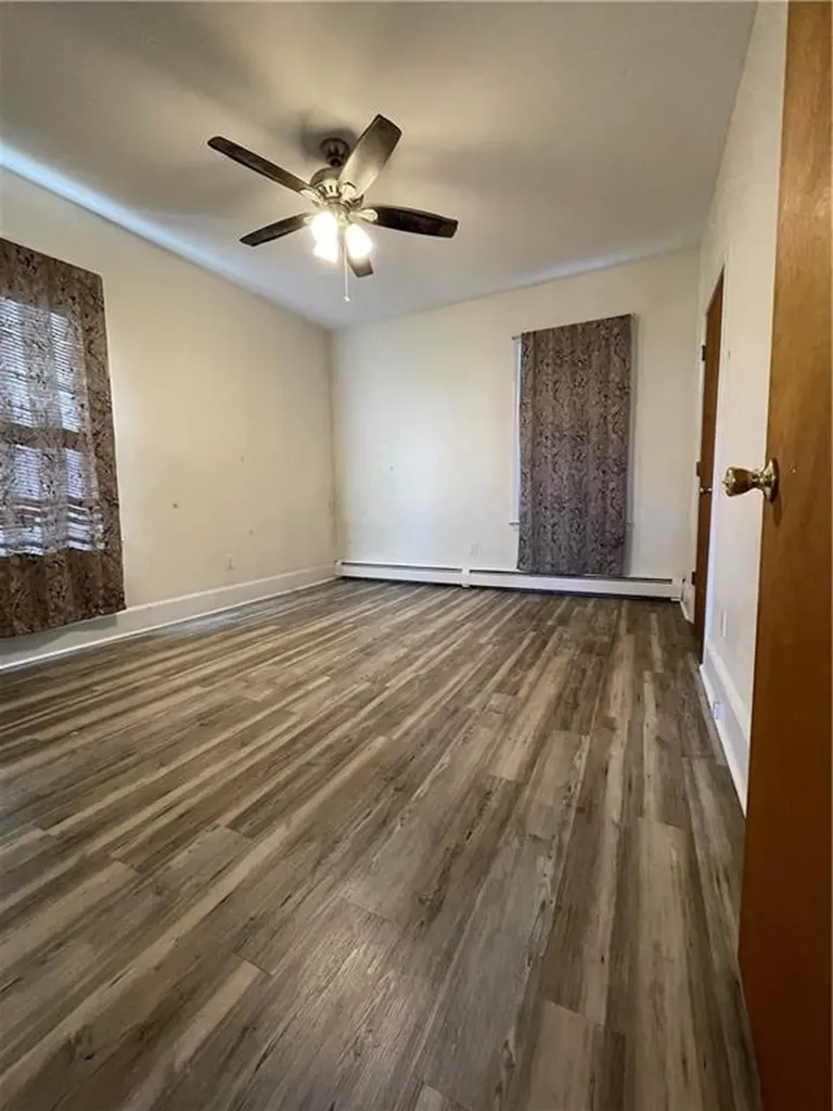 103 Hamlet Avenue Woonsocket RI 02895