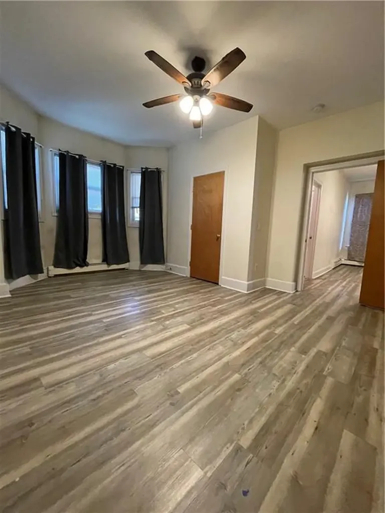 103 Hamlet Avenue Woonsocket RI 02895