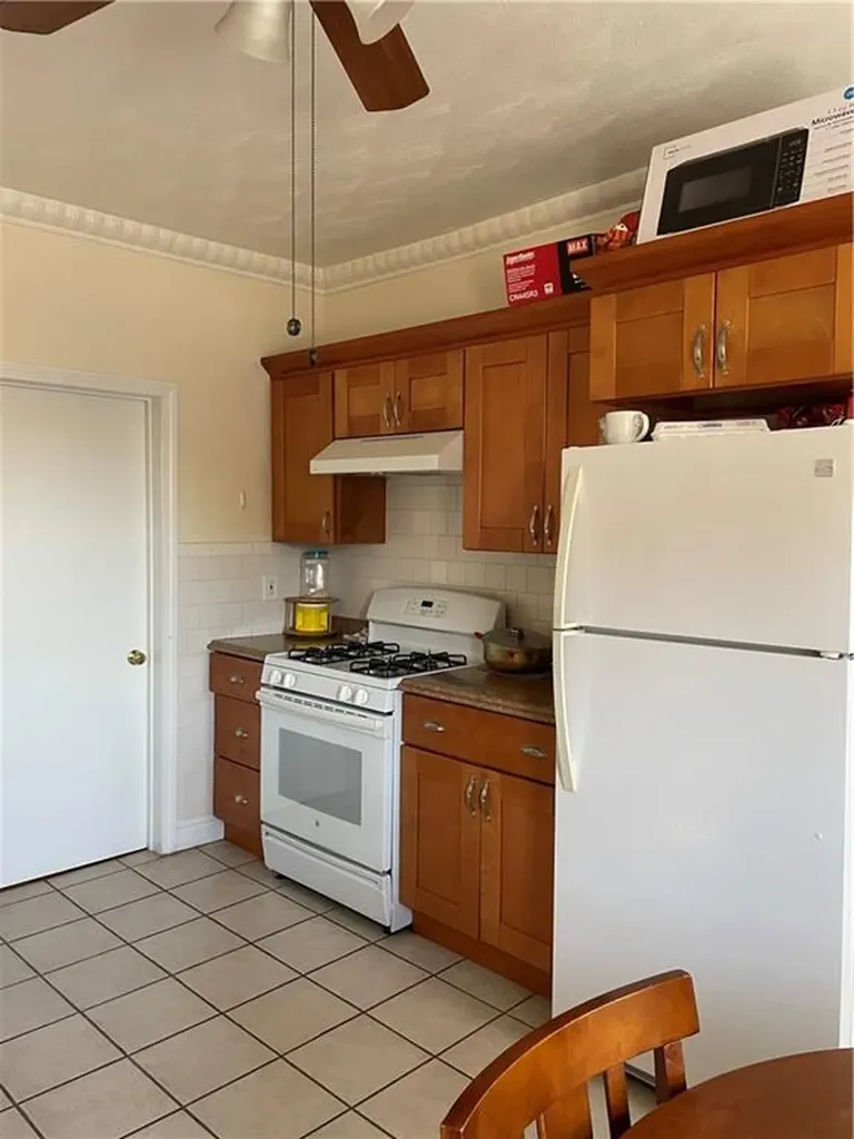 103 Hamlet Avenue Woonsocket RI 02895